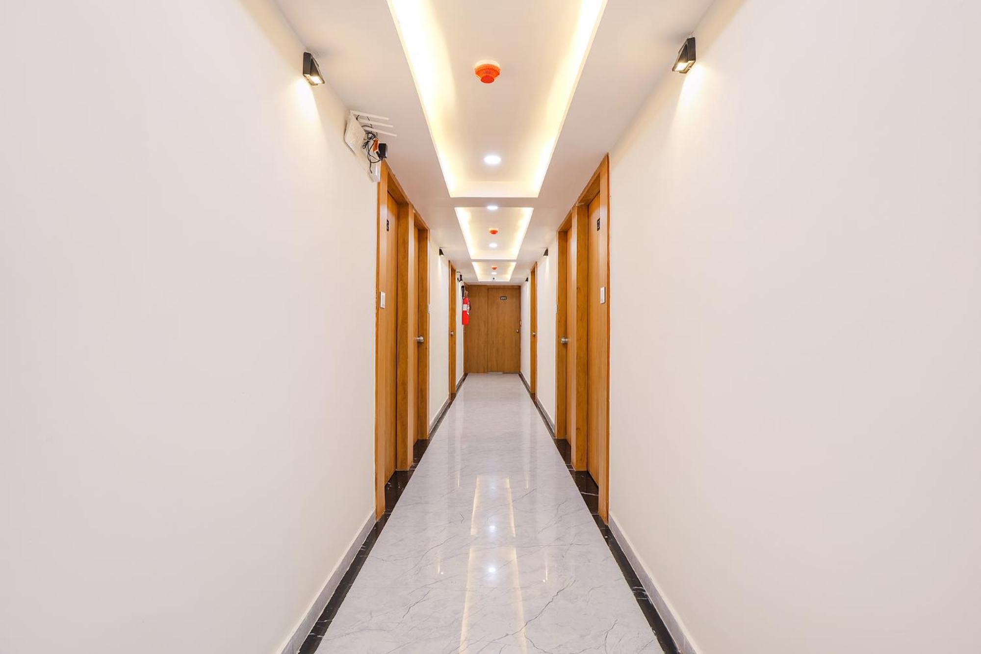 Fabhotel Crystal I - Gandhinagar Esterno foto