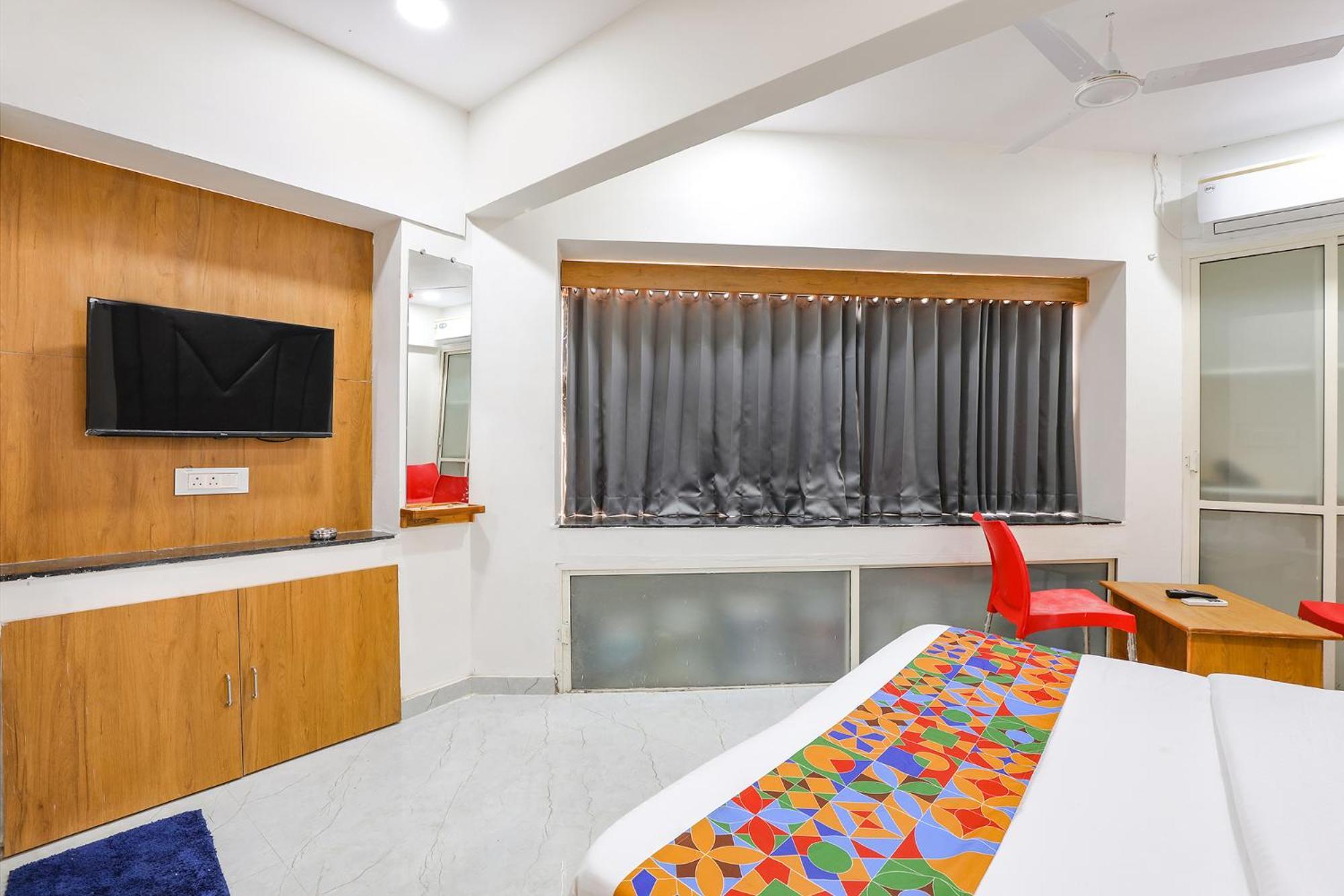 Fabhotel Crystal I - Gandhinagar Esterno foto